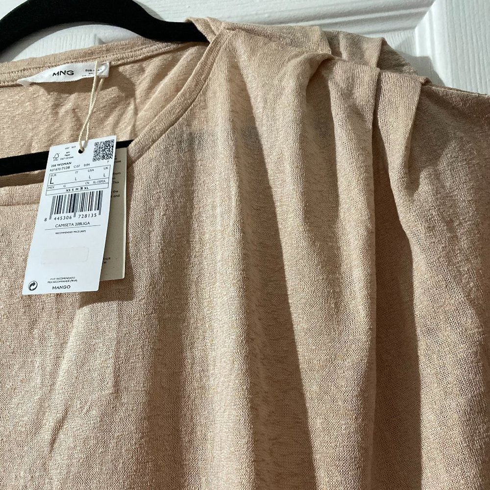 *** MANGO *** MANGO blouse with pleats on the shoulders, short sleeves. Size: L - Picture 4 of 11